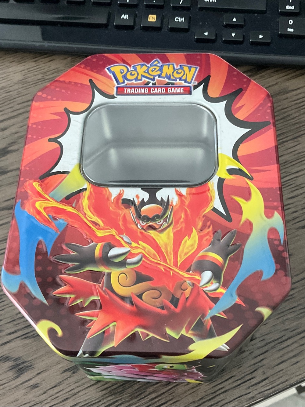 Pokémon Ascending Hero’s empty tin